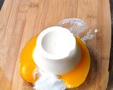 Une image de l'étape 1 de Gâteau soufflé à la ricotta et pomme.