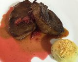 Foto del paso 5 de la receta: Lomo de res en salsa de vino y mora