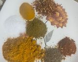 A picture of step 3 of Mix Potato peas carrots curry.