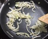 Foto del paso 1 de la receta Tortilla de brócoli y champiñones