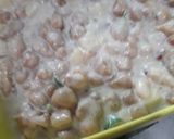 A picture of step 3 of Dahi Pholki.