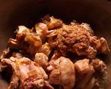 A picture of step 5 of Chettinad chicken curry.