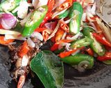 Foto langkah ke 2 dari resep Pindang deles bumbu iris.