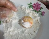 Foto langkah ke 3 dari resep Bola Nasi Goreng Isi Wortel.