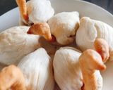 Hình bước làm 3 của món Bánh thiên nga