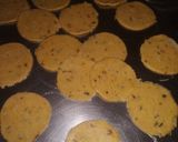 A picture of step 1 of Methi matri.