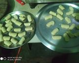 A picture of step 3 of Crispy and crunchy KULKULS.