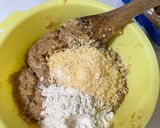 Foto langkah ke 2 dari resep Chicken Nugget campur udang.