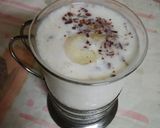 A picture of step 3 of Banana smoothie.