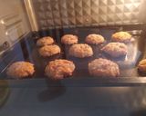 Foto langkah ke 5 dari resep Raisin Cornflakes Cookies.
