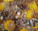 Foto langkah ke 5 dari resep Kerang Saos Padang.