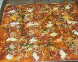 Une image de l'étape 3 de Pizza 🍕 carré Algérienne 🇩🇿 😋À la semoule.