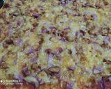A picture of step 10 of Chicken Macon barbeque pizza.