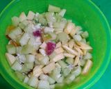 Foto langkah ke 1 dari resep Salad buah murah meriah.
