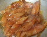 A picture of step 3 of Hoisin Sweet Chilli Chicken 😀.