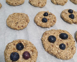 Foto del paso 3 de la receta: Galletas de avena y arándanos 🍪😋