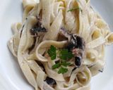 A picture of step 6 of Tagliatelle with Cream and Mushrooms.