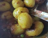 লুচি আলুর দম (Luchi aloor dum recipe in Bengali রেসিপির ধাপ 3 ছবি