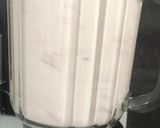 Une image de l'étape 2 de Lait fraise à la fleur d’oranger.