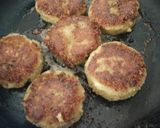 A picture of step 8 of Ragda patties.
