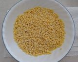 A picture of step 2 of Mung Bean Cakes.