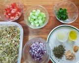 Foto del paso 1 de la receta: Ensalada de germinados de lenteja con jitomate, pepino y perejil
