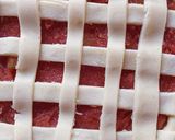 Foto del paso 3 de la receta: Pasta frola de membrillo con masa de margarina🧉