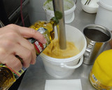 Foto del paso 1 de la receta: Vinagreta de mostaza