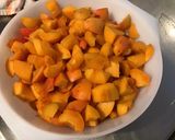 Une image de l'étape 2 de Compote d'abricots et pêches jaunes.