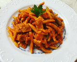 Foto del paso 8 de la receta: Fusilli con pechuga de pollo fileteada y tortilla francesa