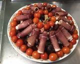 Une image de l'étape 12 de Salade surprise multicolore marinée au jambon cru.