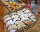 Foto langkah ke 7 dari resep Kue Putri Salju Bulan Sabit 🌙.