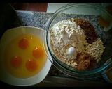 Foto del paso 1 de la receta: Budín de granola con galletas de chocolate bañado en leche conde