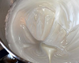 Foto del paso 6 de la receta: MERENGUE ITALIANO FÁCIL para cupcakes, lemon pie o cualquier torta