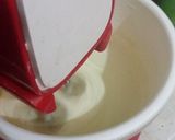 Foto langkah ke 2 dari resep Bolu Kukus Dalmation.