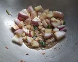 A picture of step 4 of Chilli Paneer Semi Gravy.