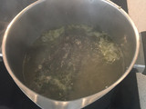 Sopa de tomillo, la típica sopa de nuestras abuelas que combate cualquier resfriado