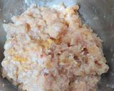 A picture of step 1 of Chicken sliders.