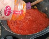 Foto del paso 4 de la receta: Mollejas en salsa de tomate