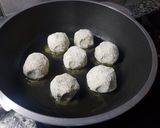 Foto del paso 4 de la receta: Albóndigas de berenjena con salsa filetto