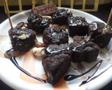 A picture of step 3 of Bourbon Chocolate Biscuits Cake.