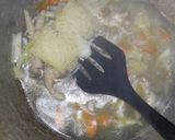 Foto langkah ke 6 dari resep Sop Bihun.