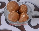 बेसन गोंद मखाना लड्डू रेसिपी चरण 6 फोटो