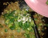 Foto langkah ke 4 dari resep Kwetiaw sederhana.