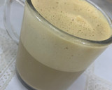 صورة لخطوة 3 من وصفة رغوة الكابتشينو بطريقة سهلة جداًقهوة (التيك توك) 😋☕️🍺