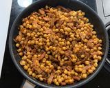 Foto del paso 6 de la receta: Garbanzos con níscalos y panceta