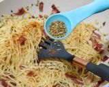 Foto langkah ke 6 dari resep Pasta Aglio e Olio.