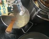 Foto del paso 1 de la receta: Gnocchi con salsa de queso y nueces