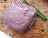 Foto del paso 1 de la receta: Carré de cerdo mechado con verdeo de ajo