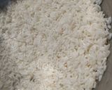 झीरो ऑईल सात्विक खिचडी (zero oil satvik khichdi recipe in marathi) रेसिपी स्टेप 1 फोटो 